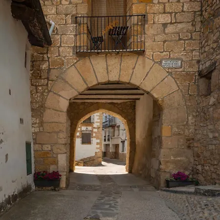 Casa Masovera Linares de Mora